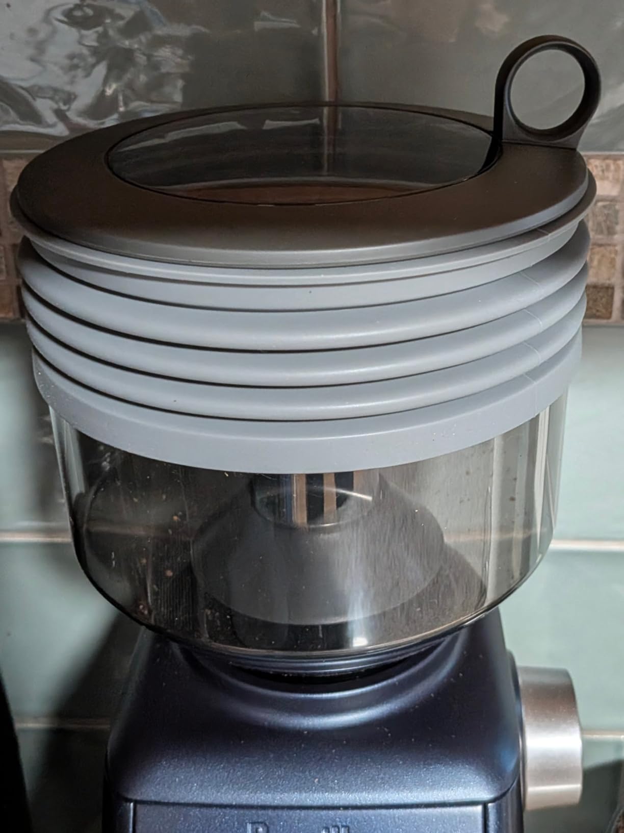 Silikonowy mieszek i zbiornik  – Breville Espresso Bes870 recenzja i cena